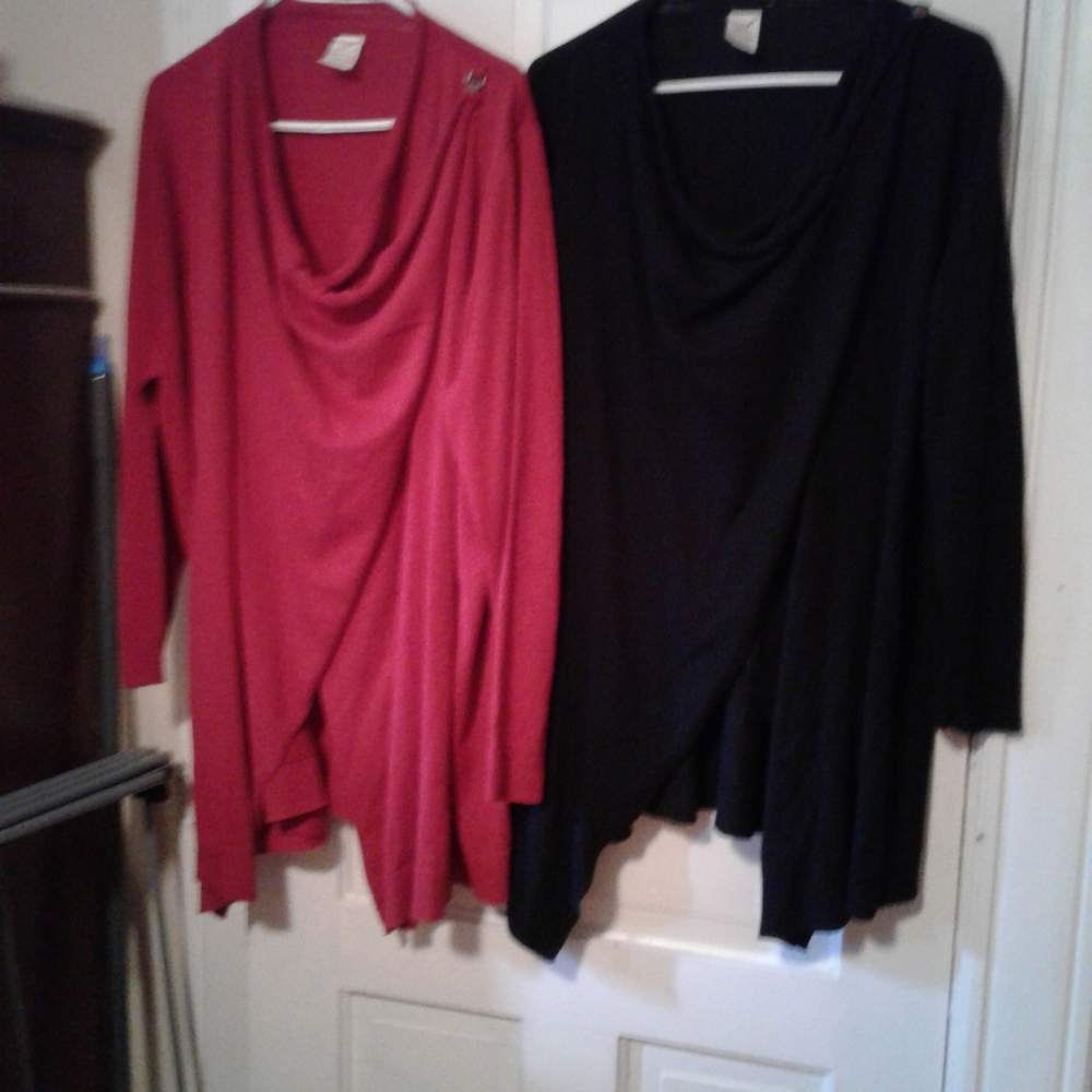 2 Cardigans